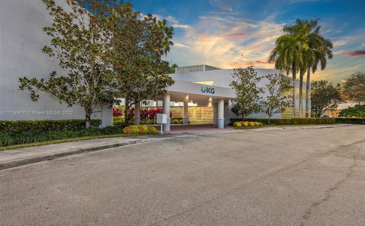 Pictures of Office property located at 1455 N Park Dr, Weston, FL 33326 for sales - image #1