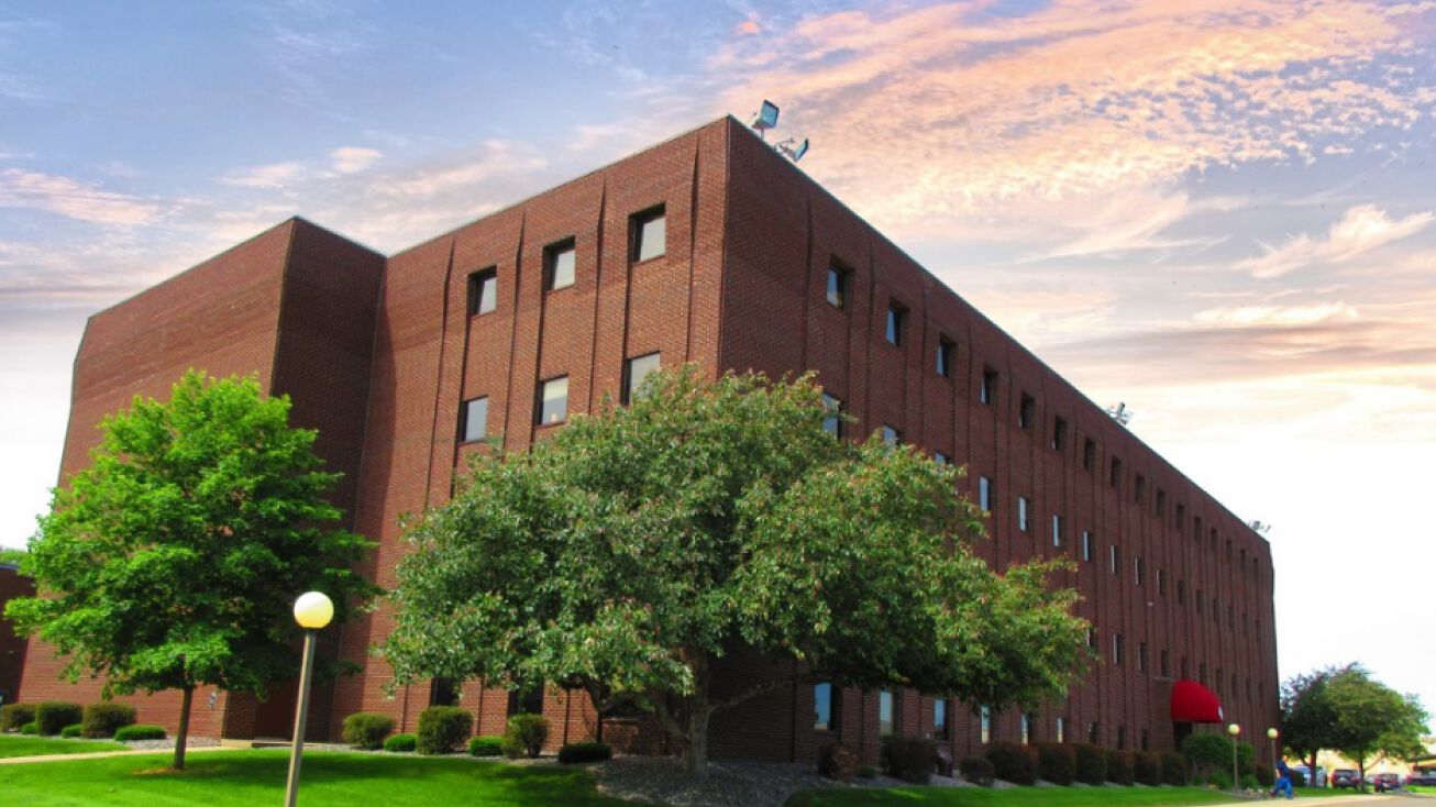 1935 County Road B2 W, St Paul, MN 55113 Office Property for Sale