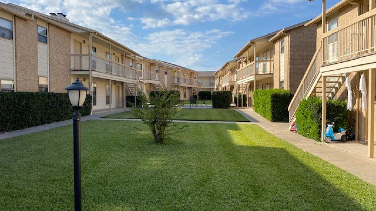 2203 Botanical Dr, Killeen, TX 76542