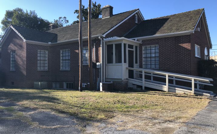 Pictures of Office property located at 212 Magnolia Ave, Greenwood, SC 29646 for comps - image #1