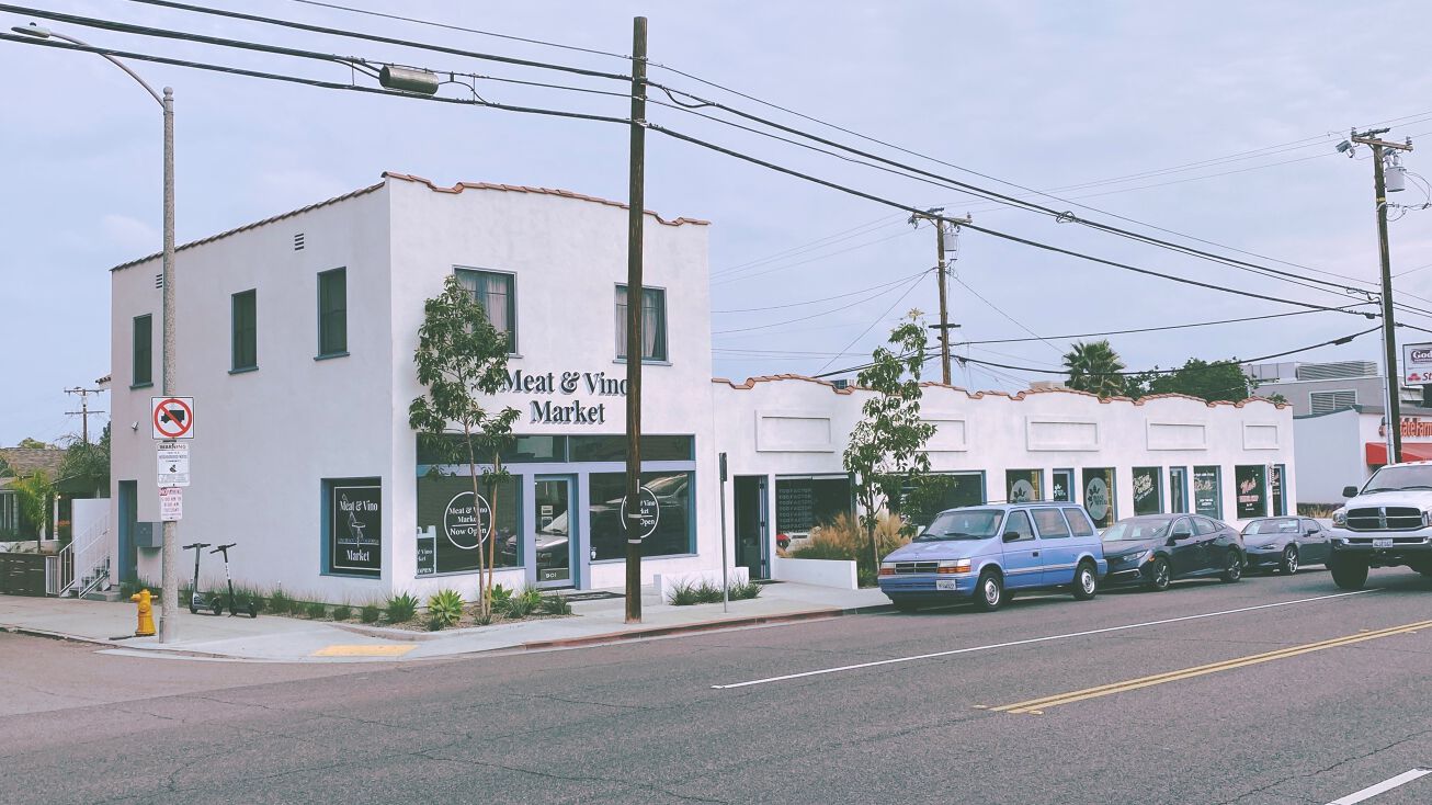 901 E Wardlow Rd, Long Beach, CA 90807