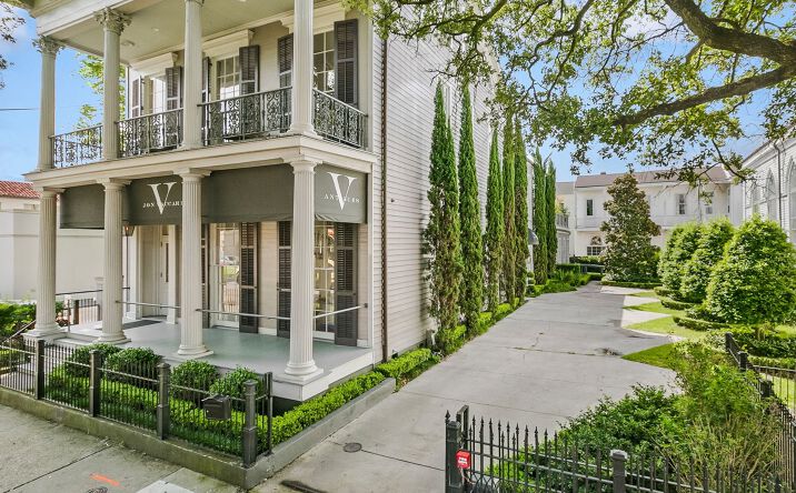 image of property at 1912 SAINT CHARLES AVE New Orleans LA 70130-5317