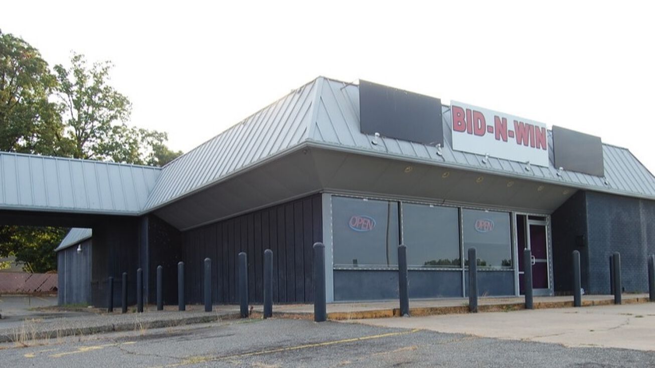 3730 Brookshire Blvd, Charlotte, NC 28216