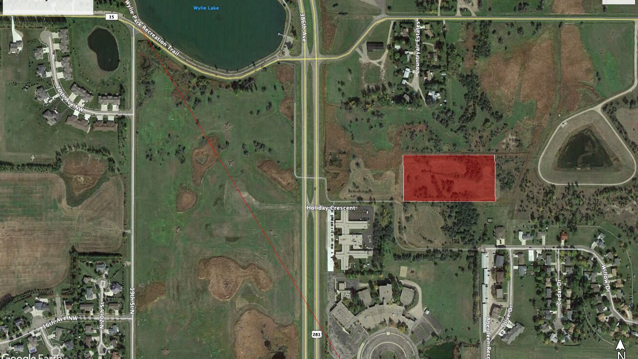 1414 Maple Drive, Aberdeen, SD 57401