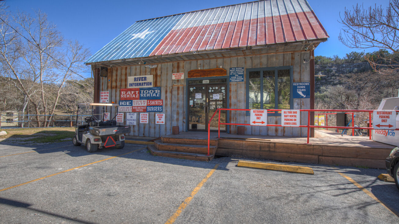 7367 River Rd, New Braunfels, TX 78132