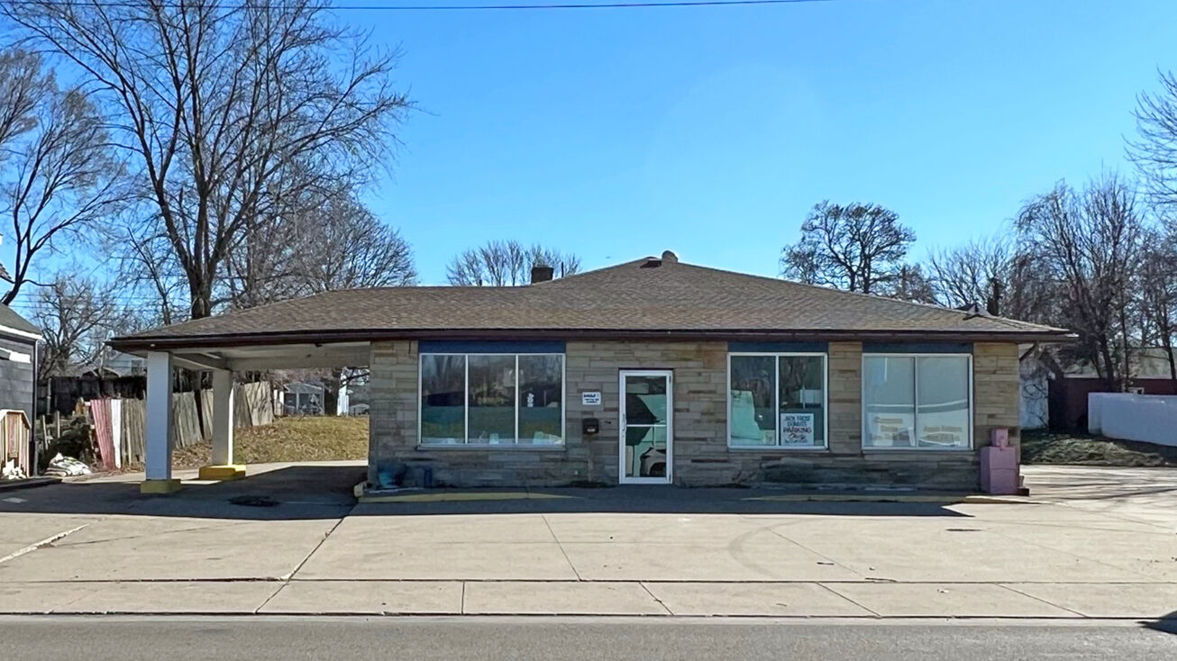 2119 Buffalo Rd, Erie, PA 16510