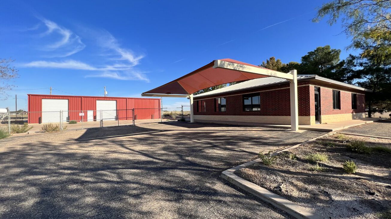 1105 FM 300, Levelland, TX 79336