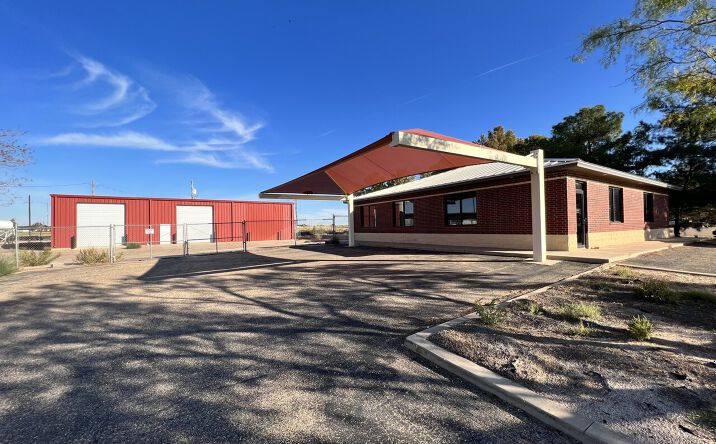 Pictures of Industrial property located at 1105 FM 300, Levelland, TX 79336 for sales - image #1