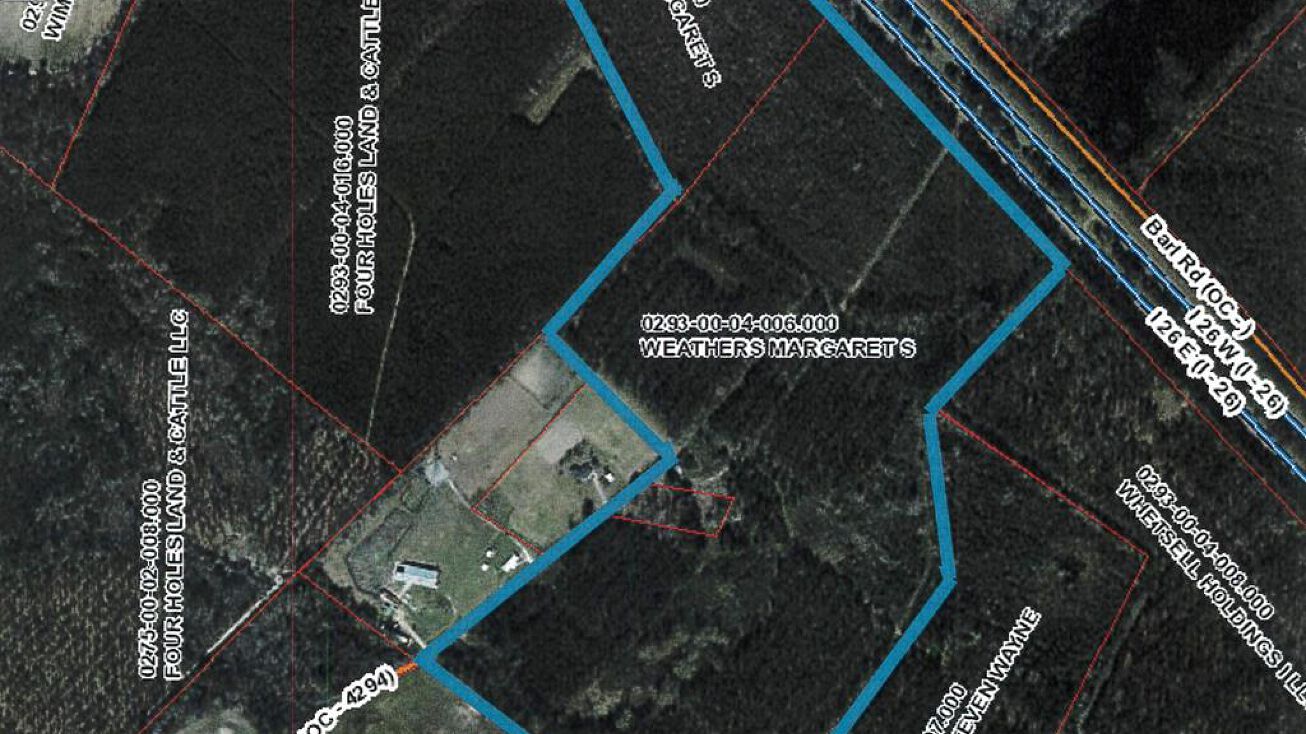 Ennis Lane, Bowman, SC 29018