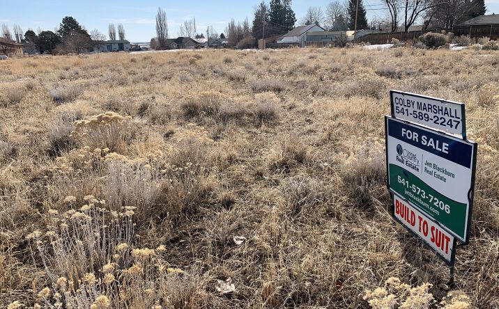 Pictures of Land property located at 446 West Ridge Ave, Hines, OR 97738 for sales - image #1