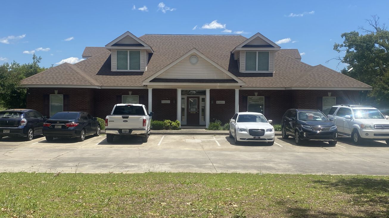 312 N Davis Dr, Warner Robins, GA 31093