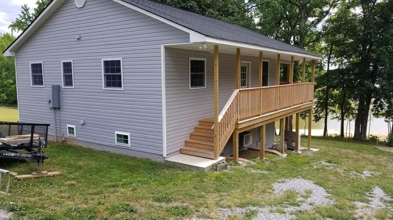 298 Wellington Dr, Clarksville, VA 23927