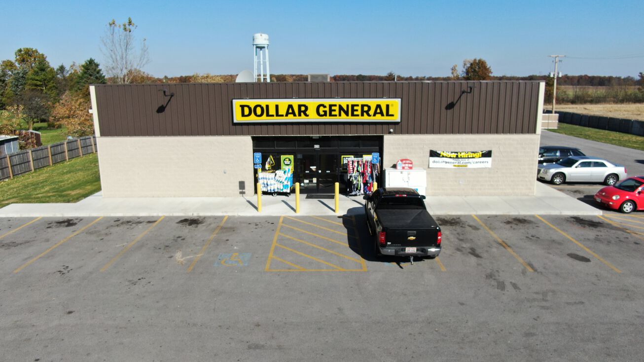 626 Walnut St, Oakwood, OH 45873