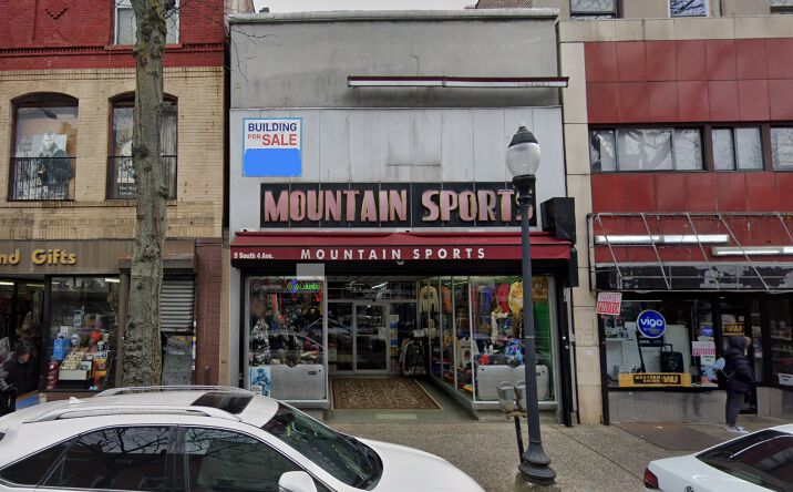 Pictures of Retail property located at 9 S 4th Ave, Mt Vernon, NY 10550 for sales - image #1