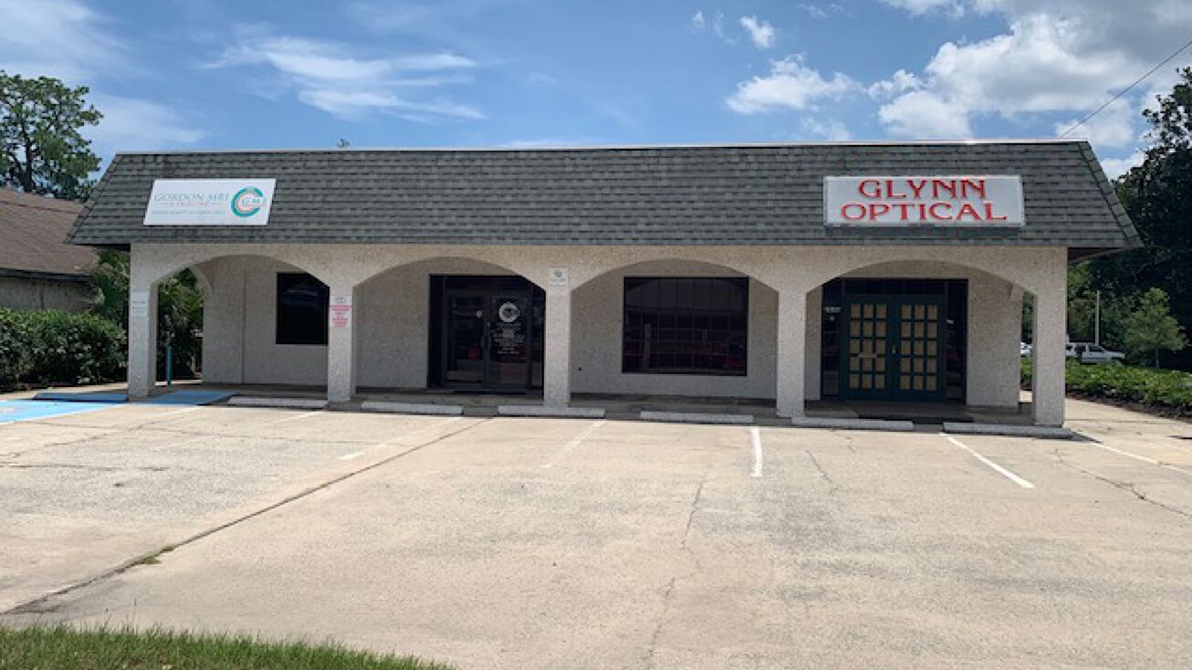 2414 Parkwood Dr, Brunswick, GA 31520