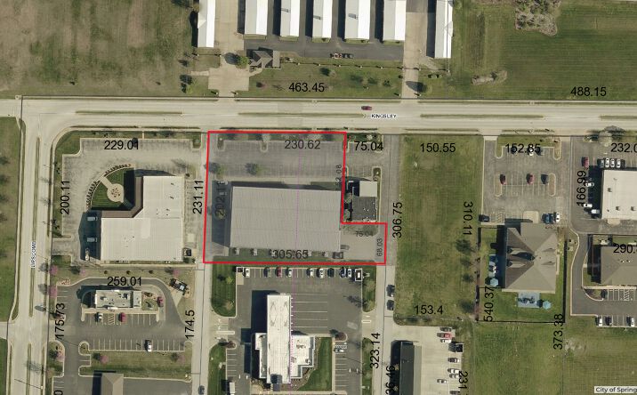 Pictures of Retail property located at 2404 W Kingsley St, Springfield, US 65807 for comps - image #1