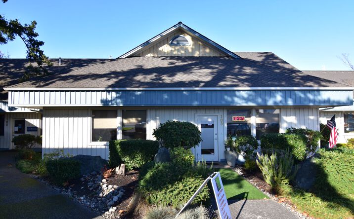 Pictures of Office property located at 3110 Commercial Ave, Anacortes, WA 98221 for comps - image #1