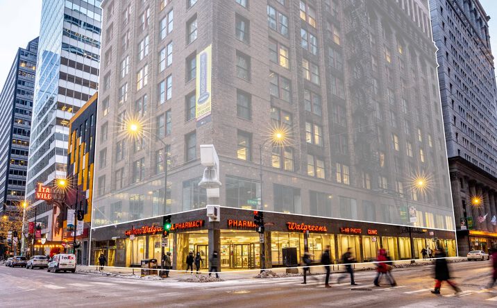 Pictures of Retail property located at 79 W Monroe St, Chicago, IL 60603 for comps - image #1