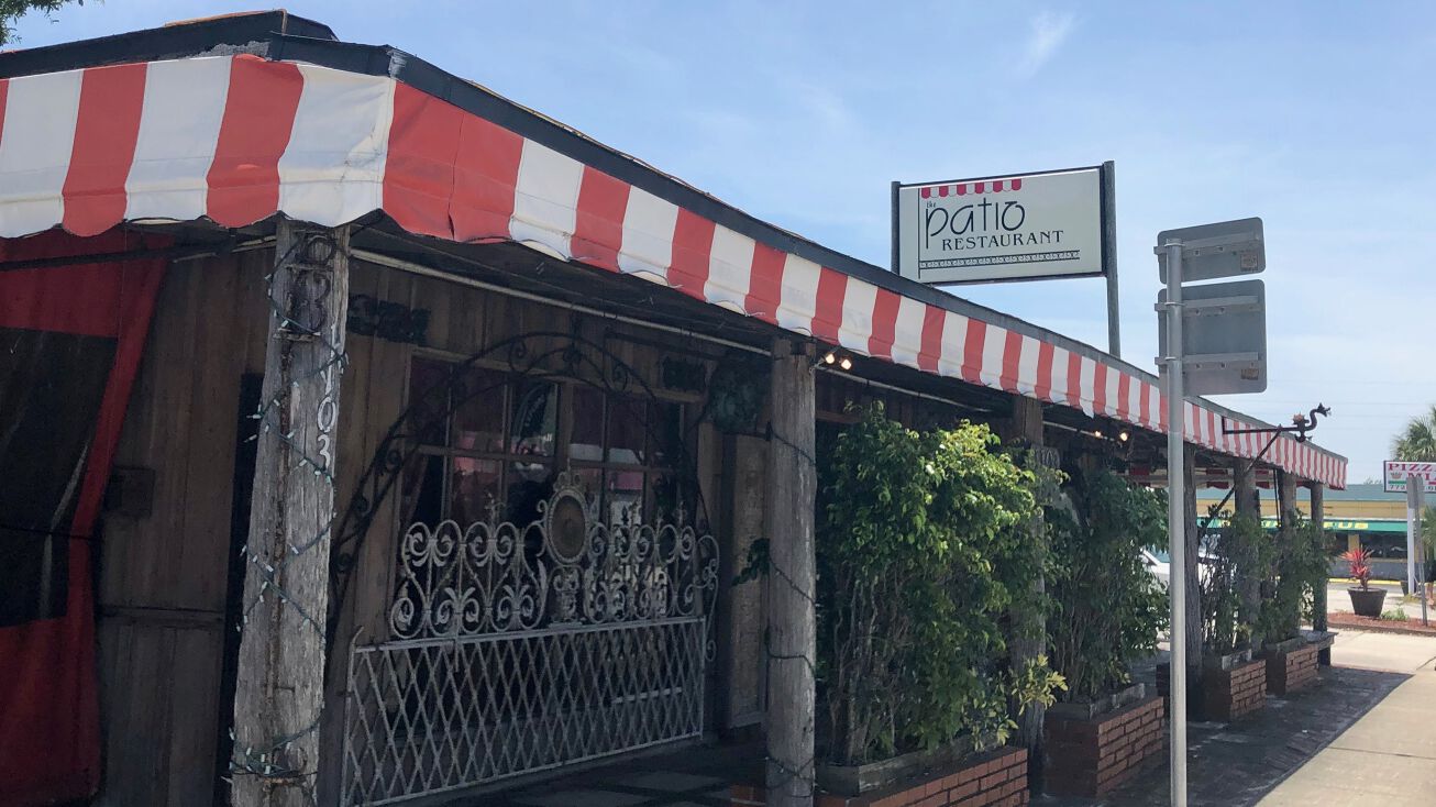 Pictures of Retail property located at 1103 21st St, Vero Beach, FL 32960 for sales - image #1