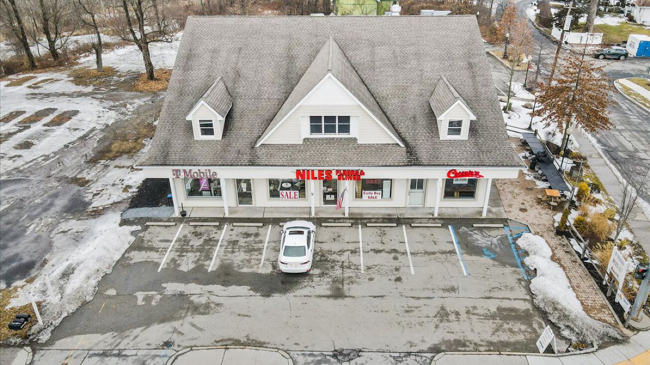 1821 E Main St, Mohegan Lake, NY 10547 Retail Property for Sale