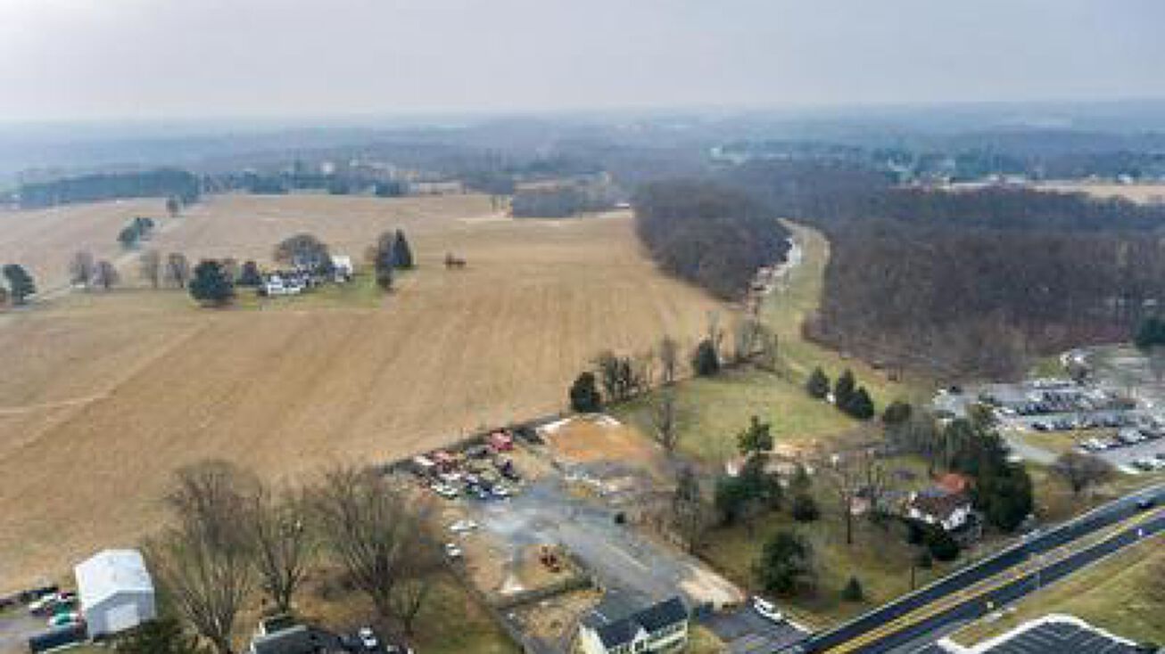 3868 Sykesville Rd, Sykesville, MD 21784