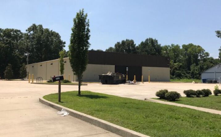 Pictures of Retail property located at 5226 US-61, Memphis, TN 38109 for sales - image #1