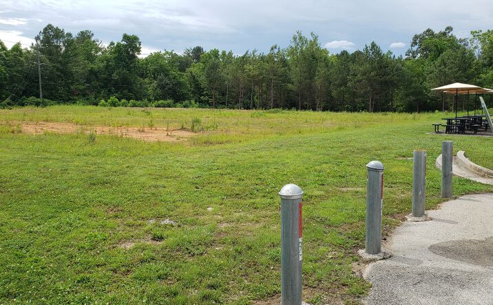 Pictures of Land property located at U.S. Hwy 411 @ State Hwy 72, Vonore, TN 37885 for sales - image #1