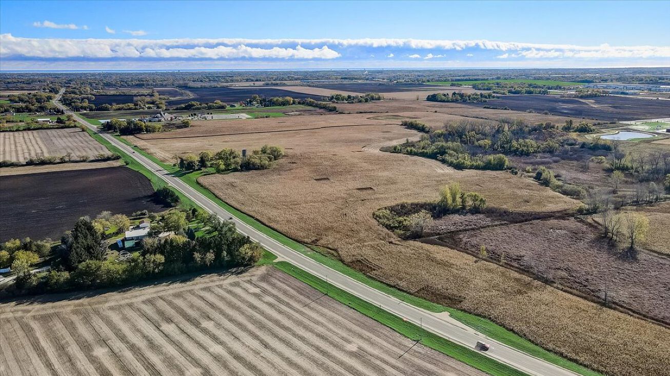 MOUNT PLEASANT DEVELOPMENT OPPORTUNITY LOT 4, Sturtevant, WI 53177