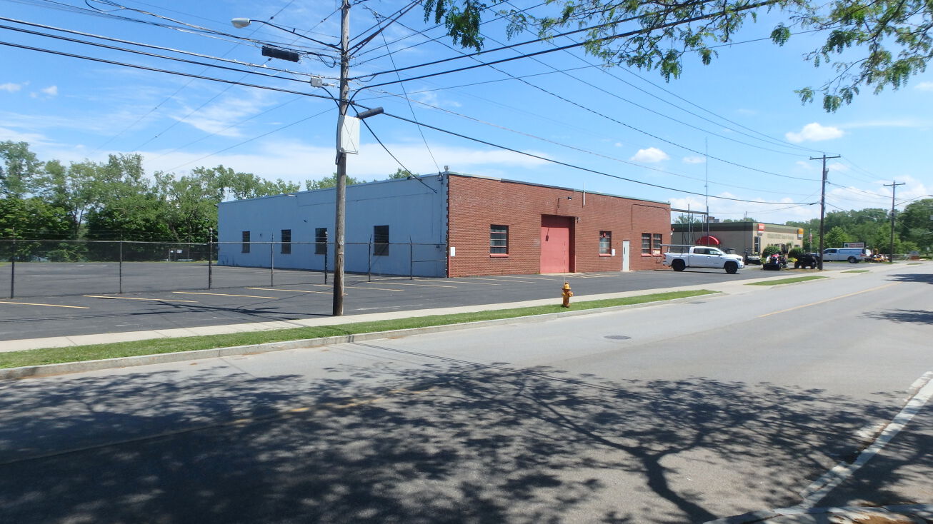 109 Cedar St, Batavia, NY 14020