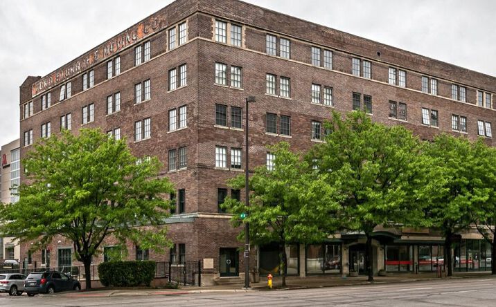 Pictures of Office property located at 1018 Dodge St, Omaha, NE 68102 for comps - image #1