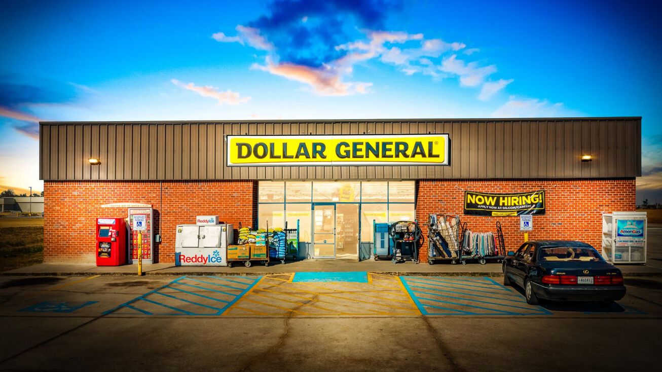 303 E Miller Street, Iowa, LA 70647