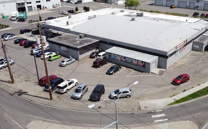Pictures of Retail property located at 2799 W Lewis St, Pasco, WA 99301 for sales - image #1