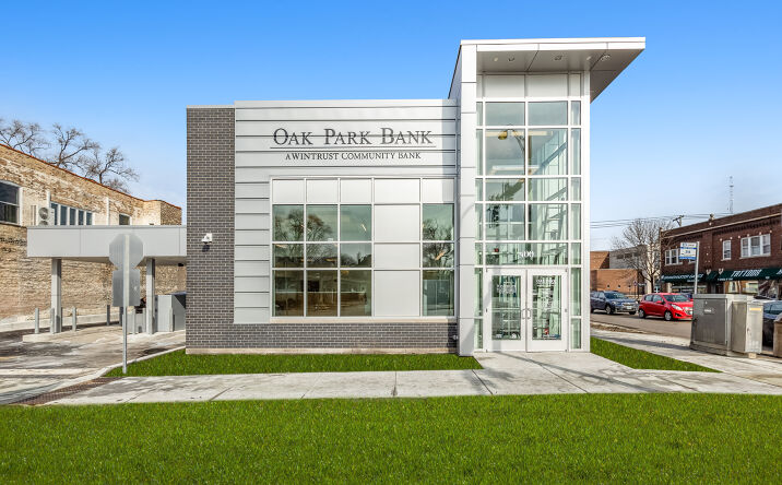 Pictures of Retail property located at 400 Madison St, Oak Park, IL 60302 for comps - image #1