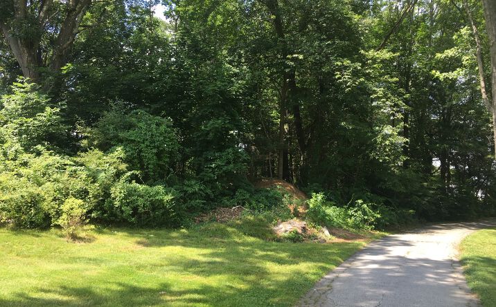 Pictures of Retail property located at 275 Eddie Dowling Hwy, North Smithfield, RI 02896 for sales - image #1