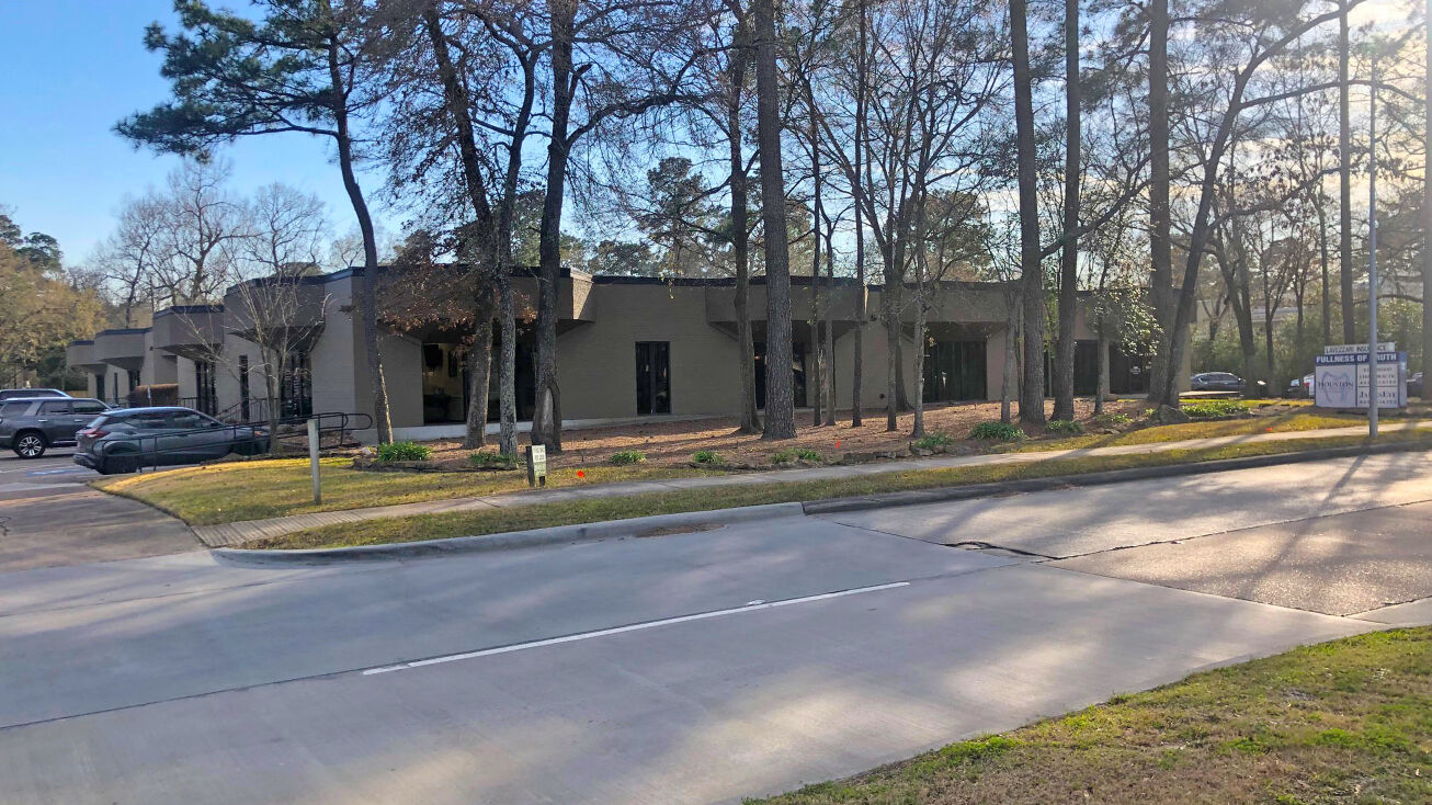 1110 Kingwood Dr, Humble, TX 77339 Office Property for Sale 1110