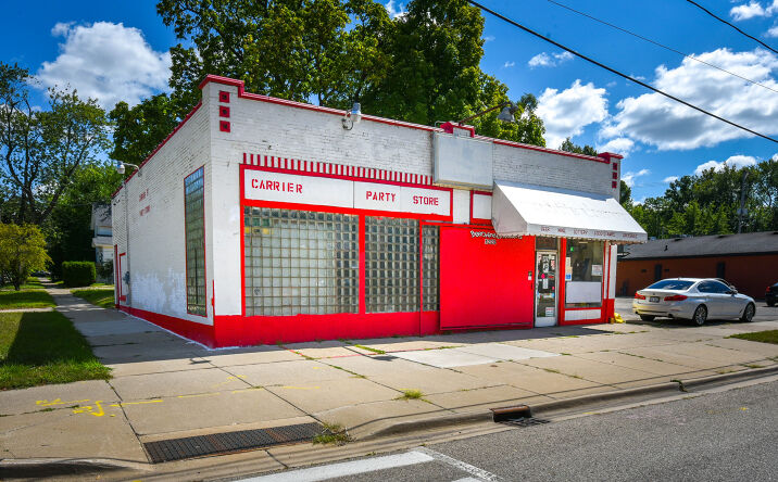 image of property at 1220 COLLEGE AVE NE Grand Rapids MI 49505-5141