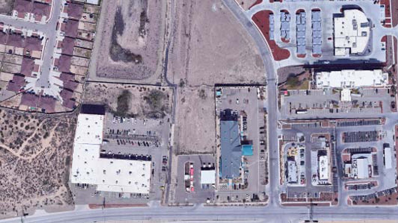 7955 Artcraft Rd, El Paso, TX 79932