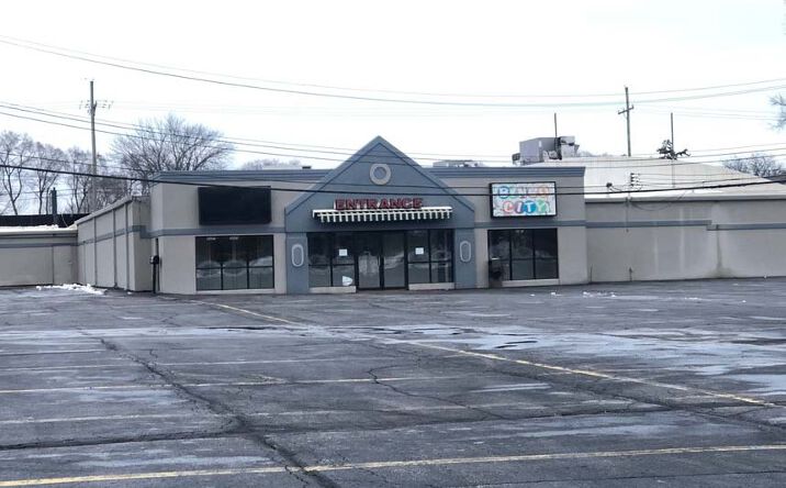 Pictures of Retail property located at 4443 Dixie Hwy, Waterford Township, MI 48329 for sales - image #1
