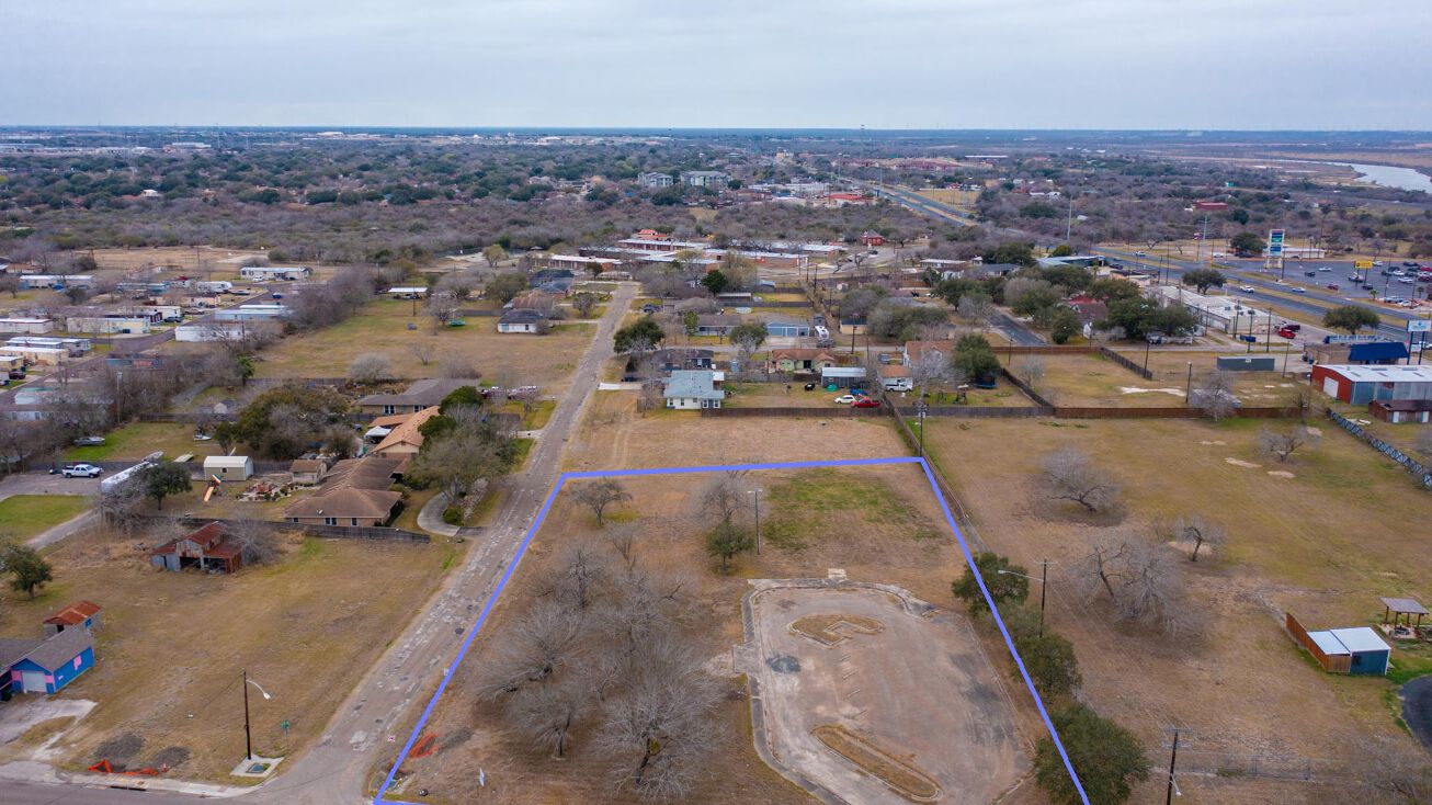 4301 Violet Rd, Corpus Christi, TX 78410