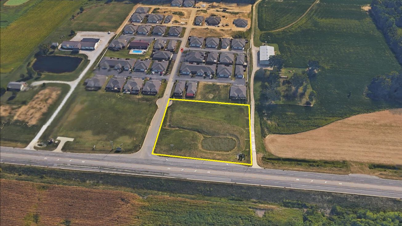 7445 N Green River Rd, Evansville, IN 47725