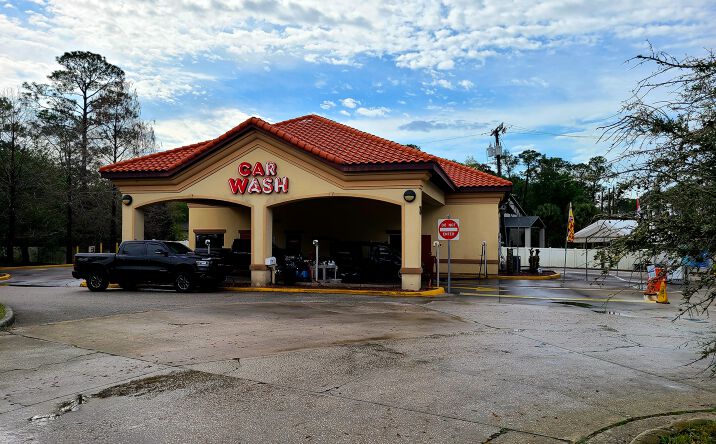 Pictures of Retail property located at 75 S Tymber Creek Rd, Ormond Beach, FL 32174 for sales - image #1