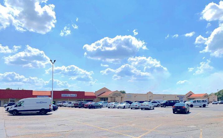 Pictures of Office property located at 810 E Sunflower Rd, Cleveland, MS 38732 for sales - image #1