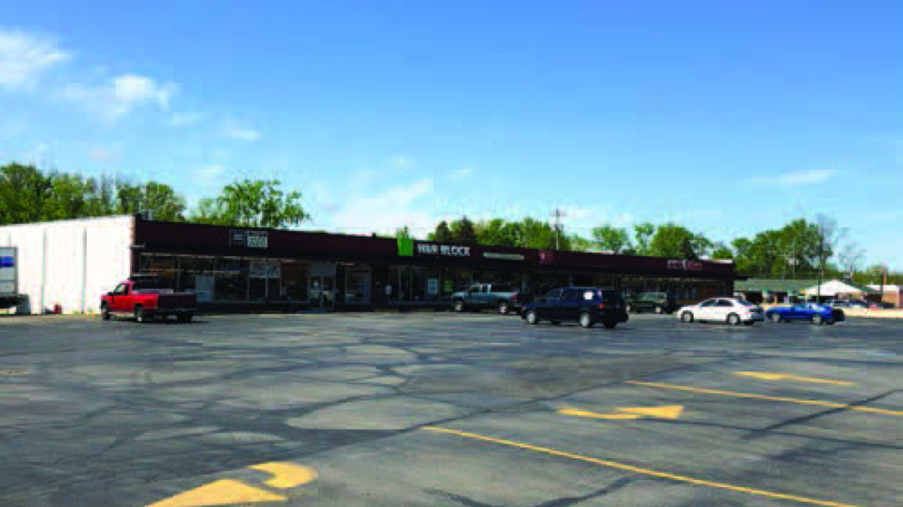 6704 N Ridge Rd, Madison, OH 44057