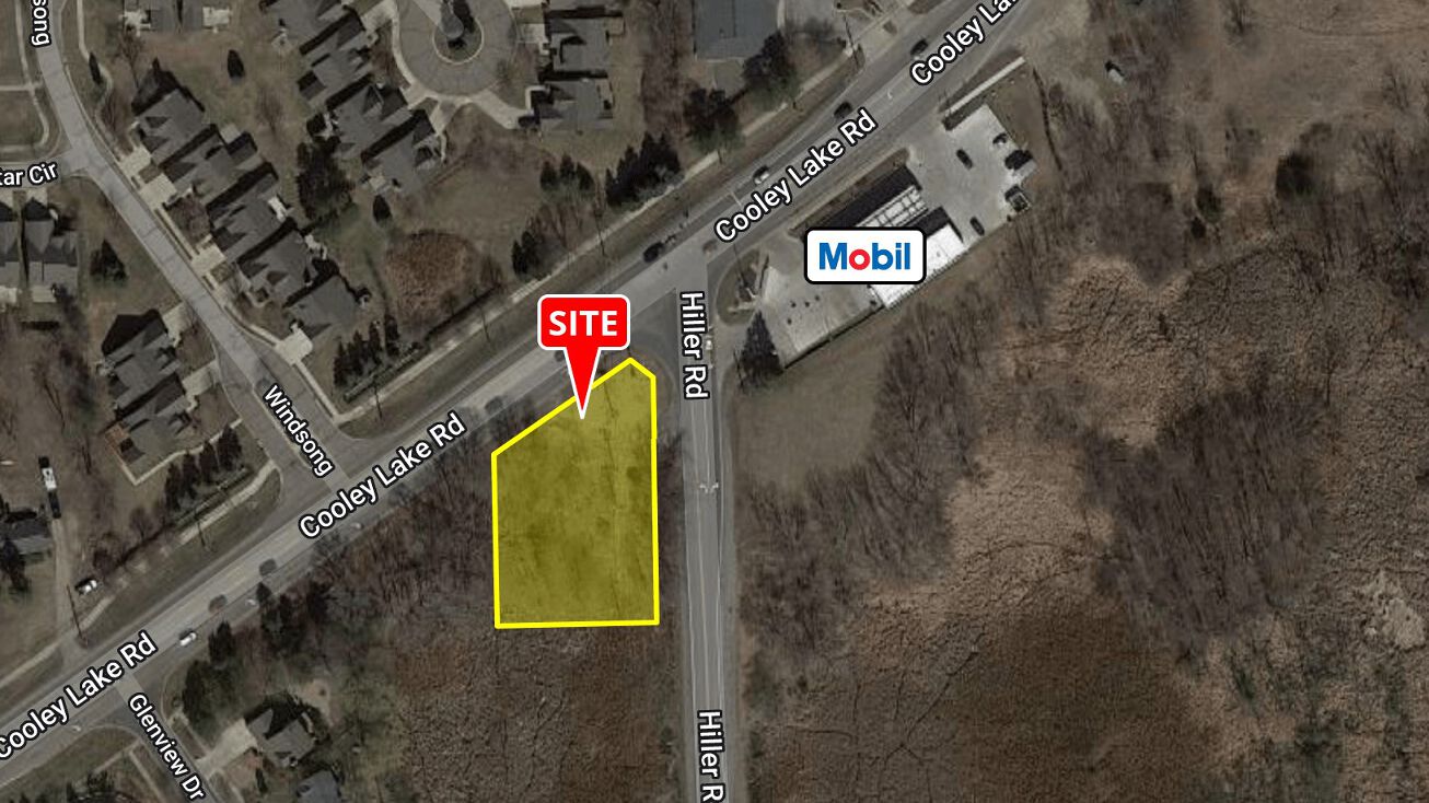 5803 Cooley Lake Road, Waterford Twp, MI 48327