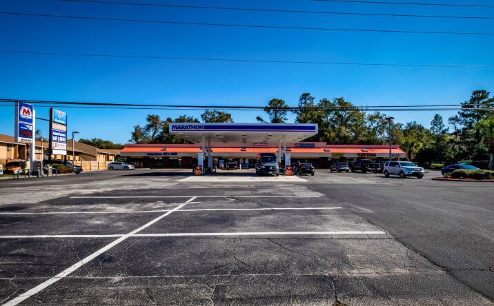 Pictures of Retail property located at 6003 Roosevelt Blvd, Jacksonville, FL 32244 for comps - image #1