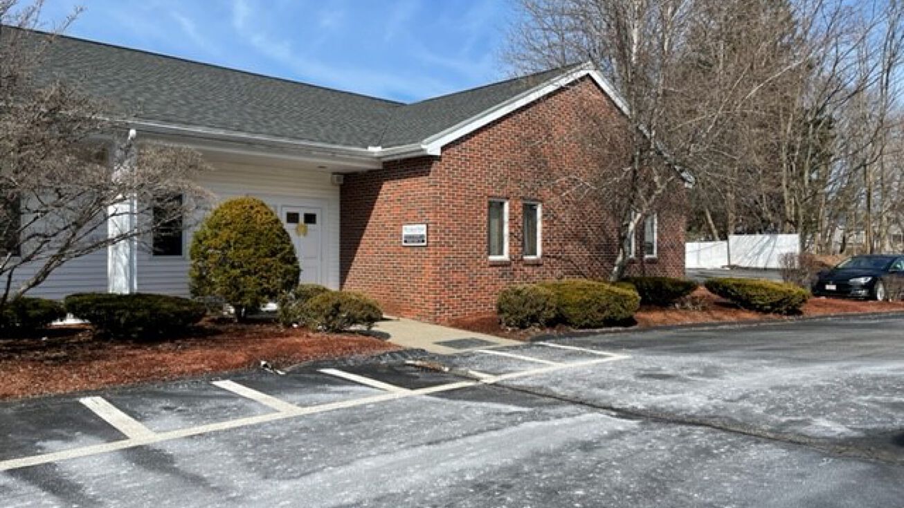 300 Groveland St, Haverhill, MA 01830