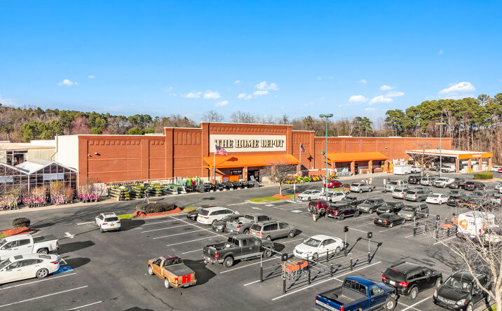 Pictures of Retail property located at 1700 N Pointe Dr, Durham, NC 27705 for comps - image #1