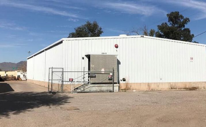 Pictures of Retail, Industrial property located at 2945 N Flowing Wells Rd, Tucson, AZ 85705 for comps - image #1