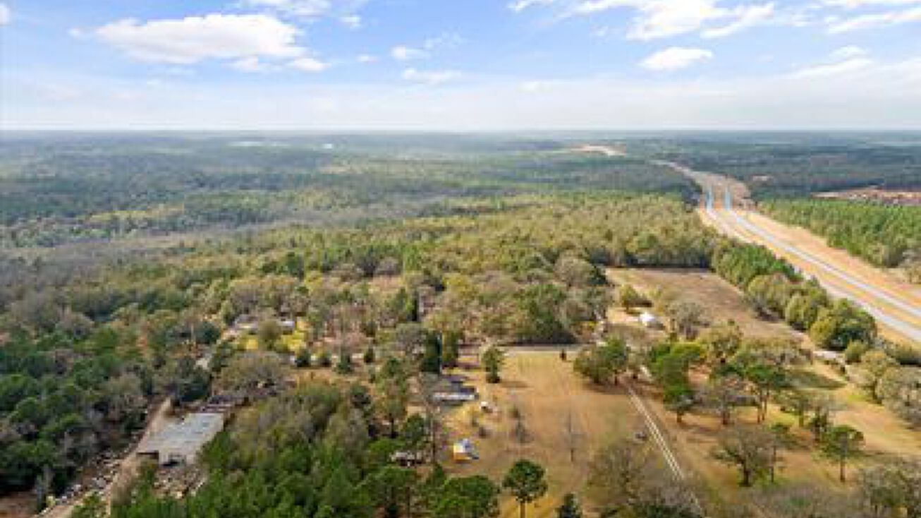 Industrial Pkwy, Saraland, AL 36571