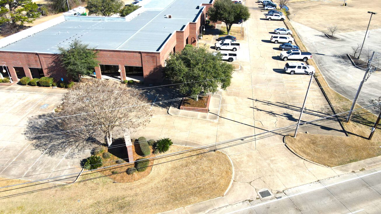 2120 W Bert Kouns Industrial Loop L, Shreveport, LA 71118